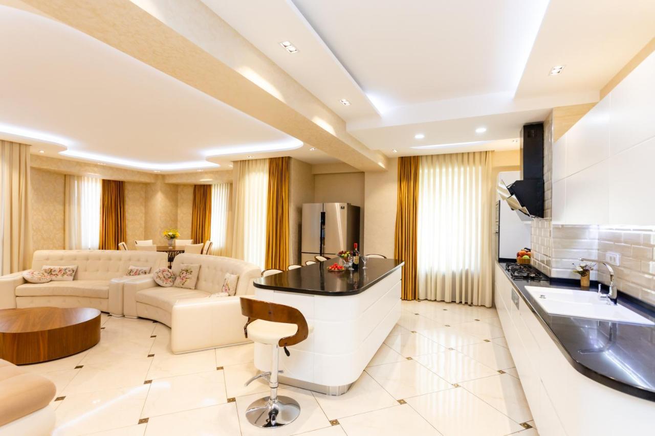 Central Cozy 3Bd-2Bath Apartment Тбилиси Экстерьер фото