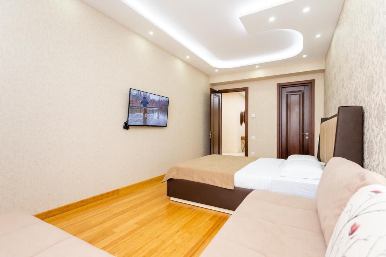 Central Cozy 3Bd-2Bath Apartment Тбилиси Экстерьер фото