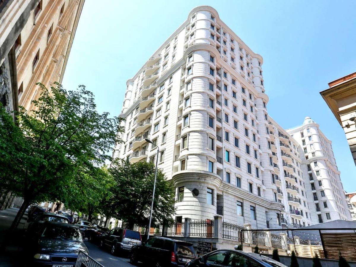Central Cozy 3Bd-2Bath Apartment Тбилиси Экстерьер фото